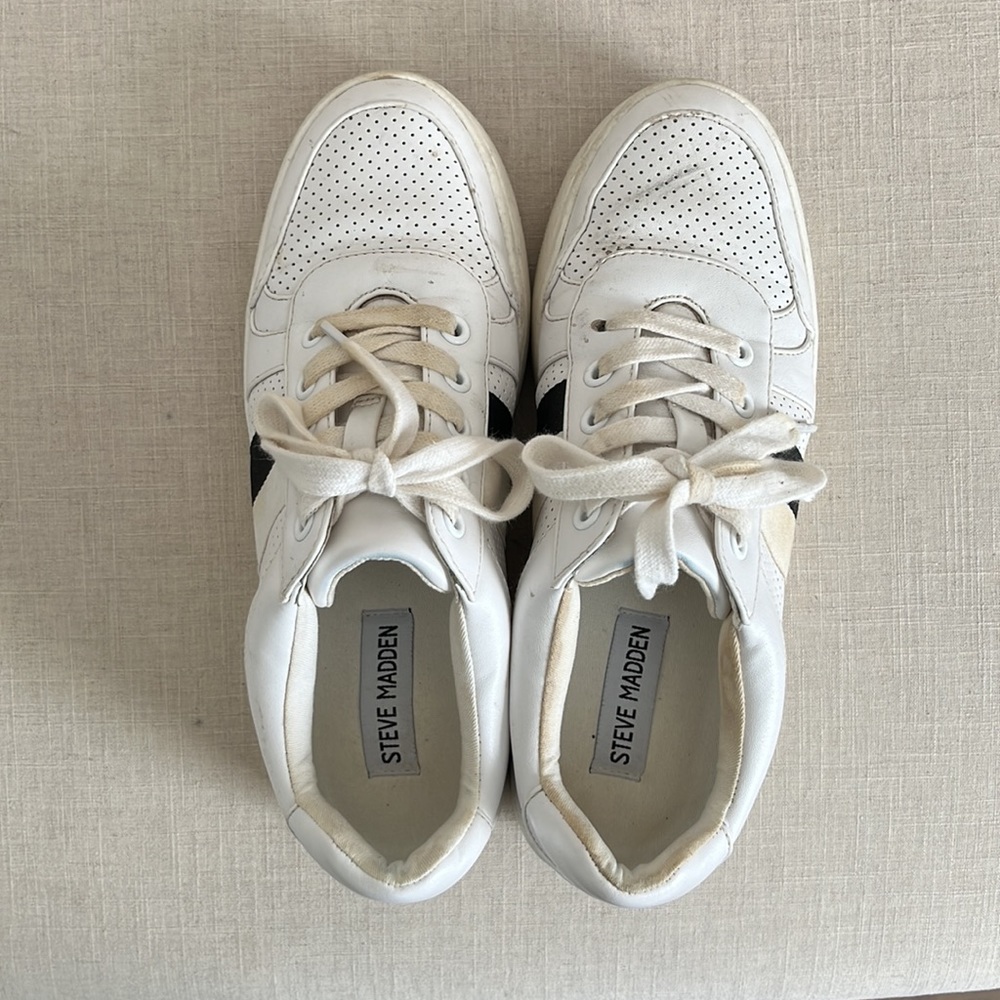 Steve Madden Braden Platform Sneakers - Picture 2 of 4